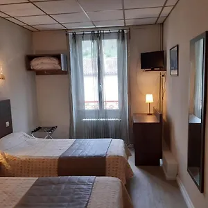 2* Отель Logis - Le Boulevard